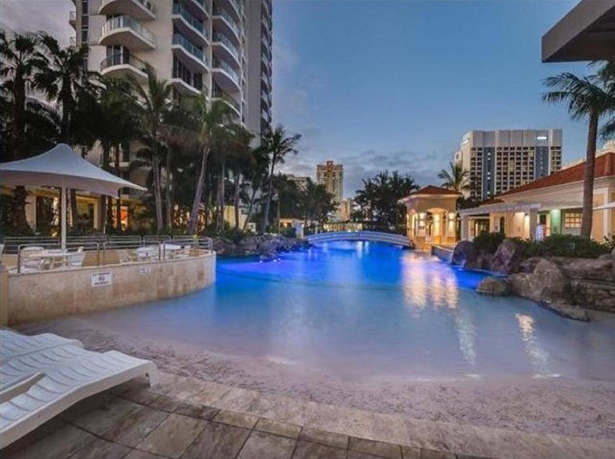 The Towers Of Chevron Renaissance - Holidays Gold Coast Exterior foto